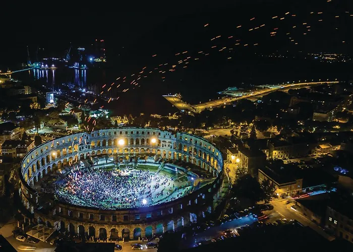 Vakantiehuis Awesome In With Wifi Pula