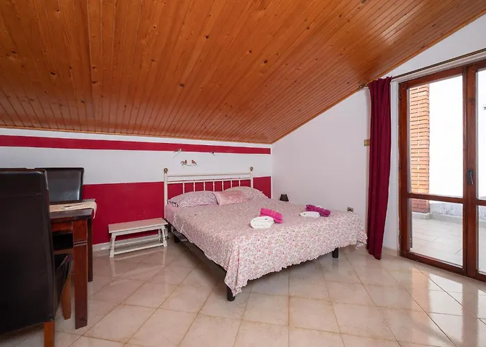 Vakantiehuis Awesome In With Wifi