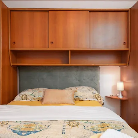 Ferienhaus Awesome In With Wifi Pula